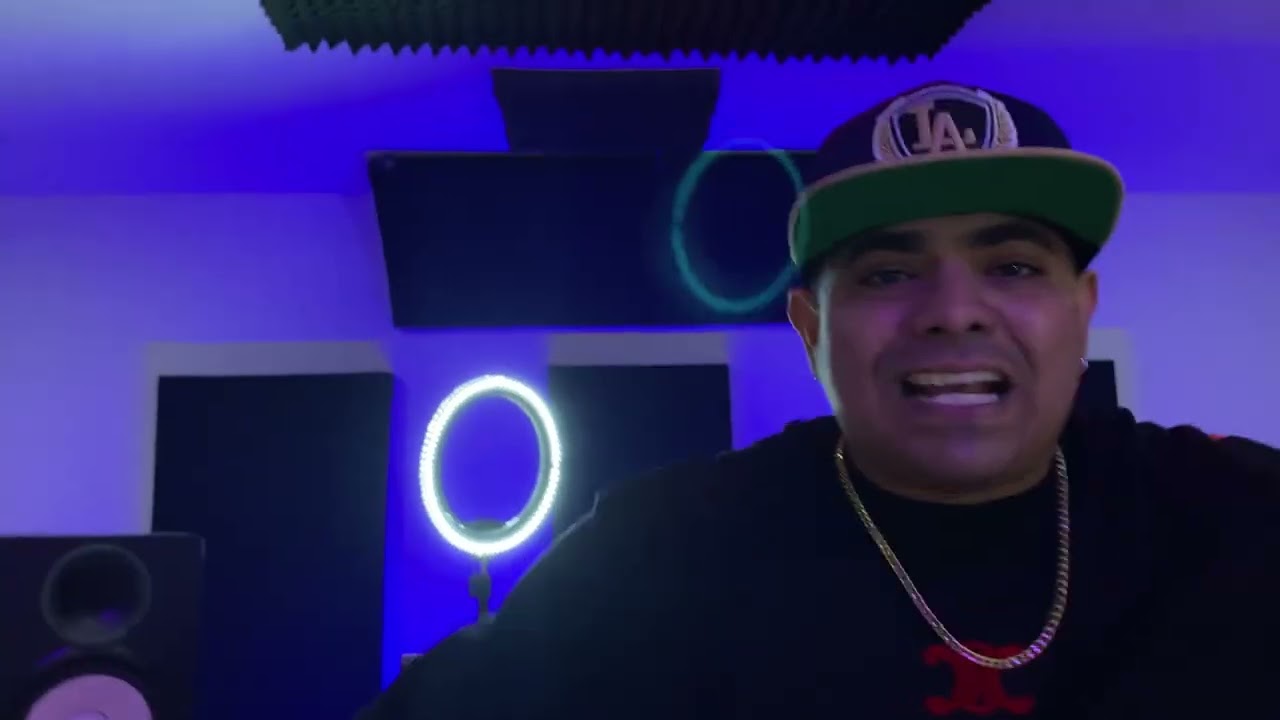 Watch Denyz El Patriarca || QUE TALLA Sesión cris reales on YouTube Watch Denyz El Patriarca || QUE TALLA Sesión cris reales on YouTube