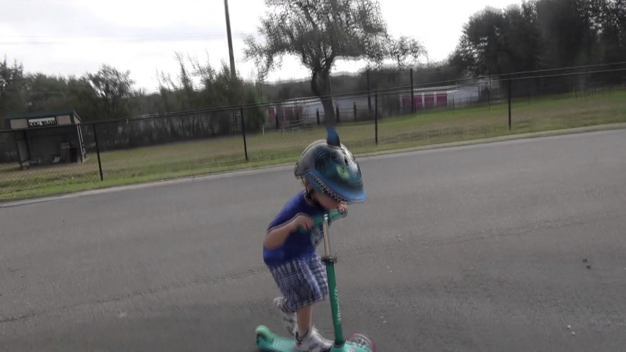 mini scooter 2 year old
