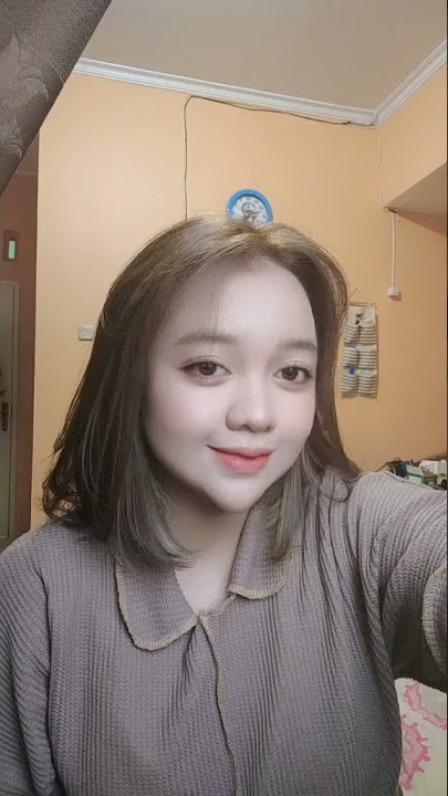goyang tiktok mendung tanpo udan. (restu)