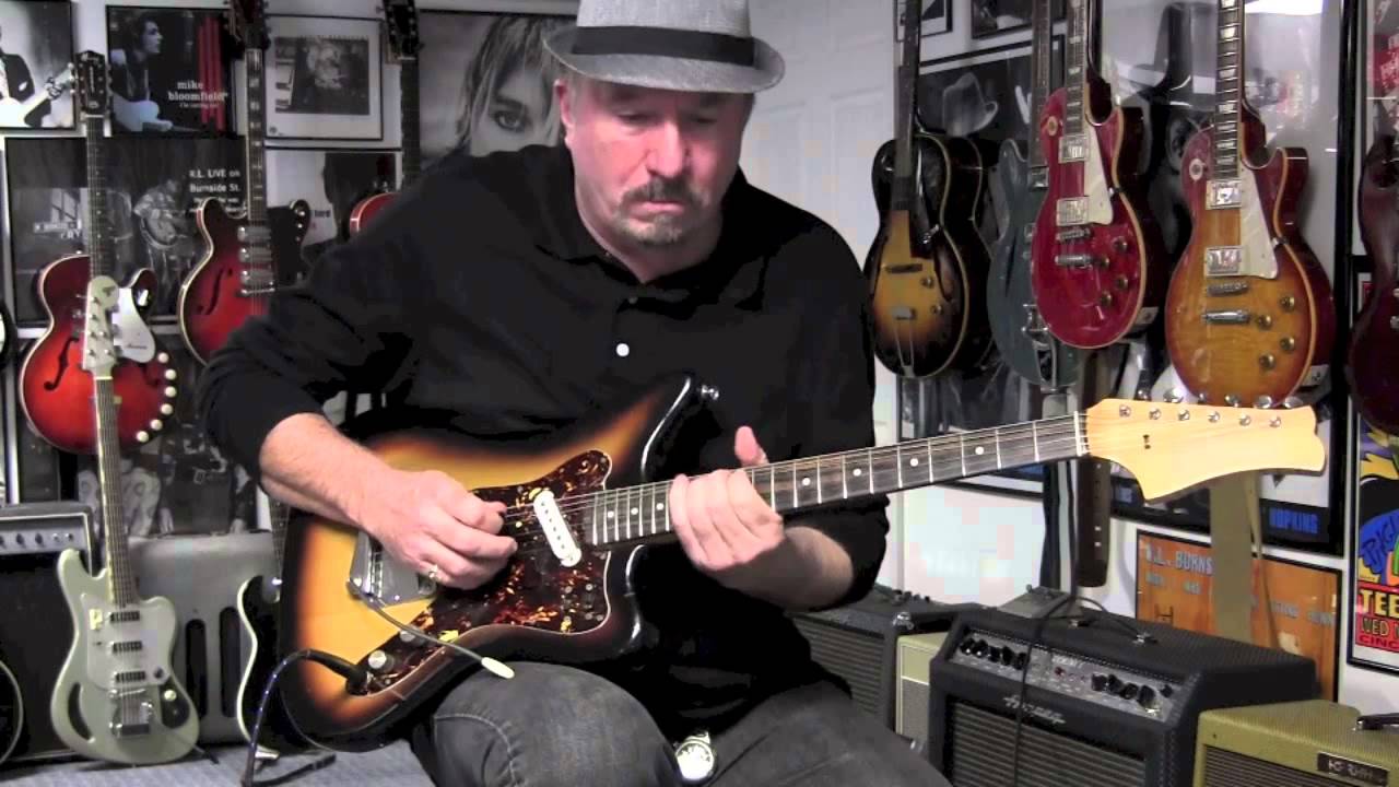 1966 Elk Country Guitar Demo - YouTube