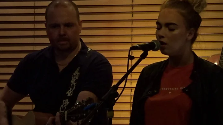 Beth, Rach & Rich sing Valerie 16/04/18