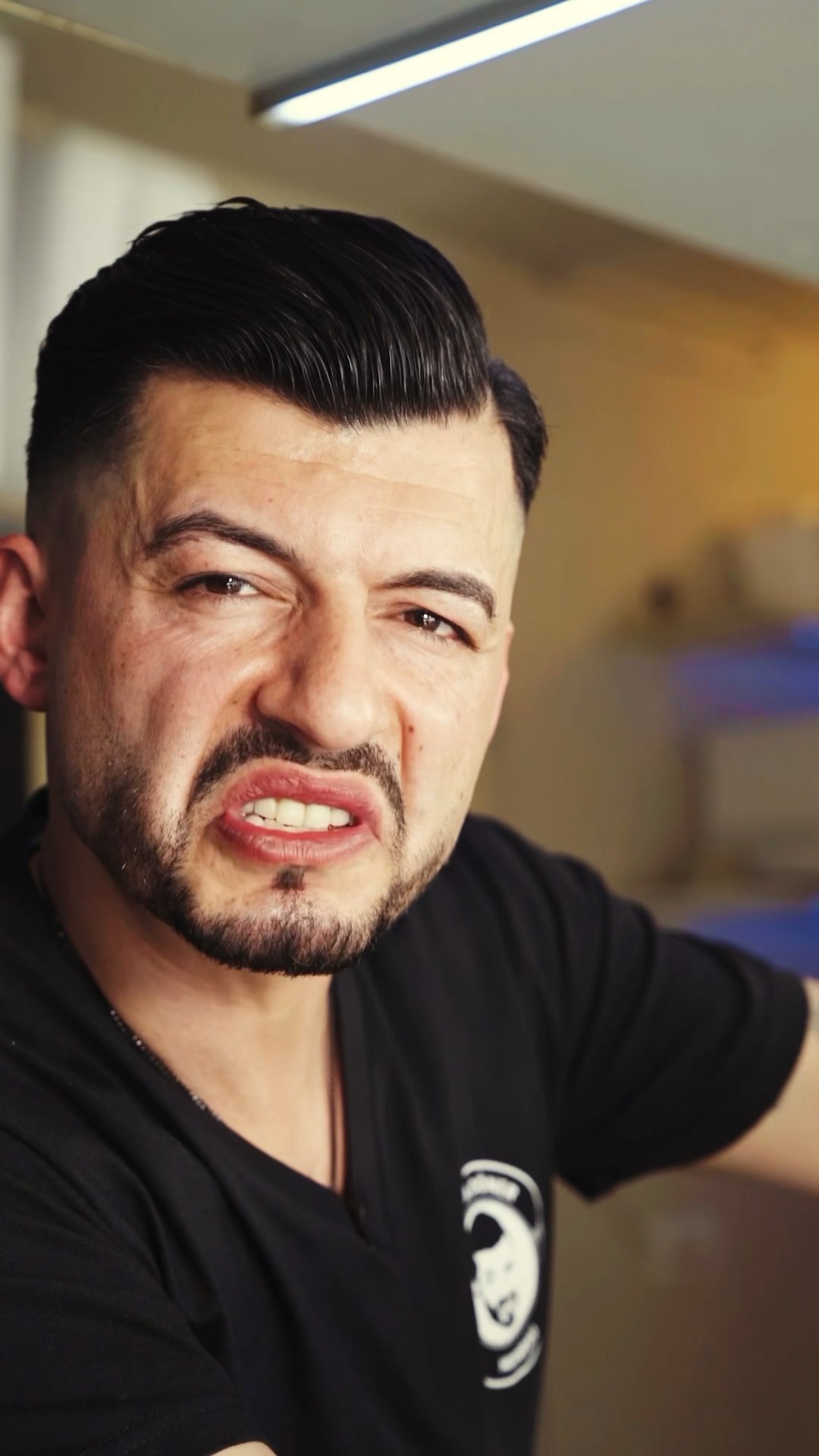 Burger mit Chilli Cheese Soße… #youtube #food #viral #kebab #foryou # ...