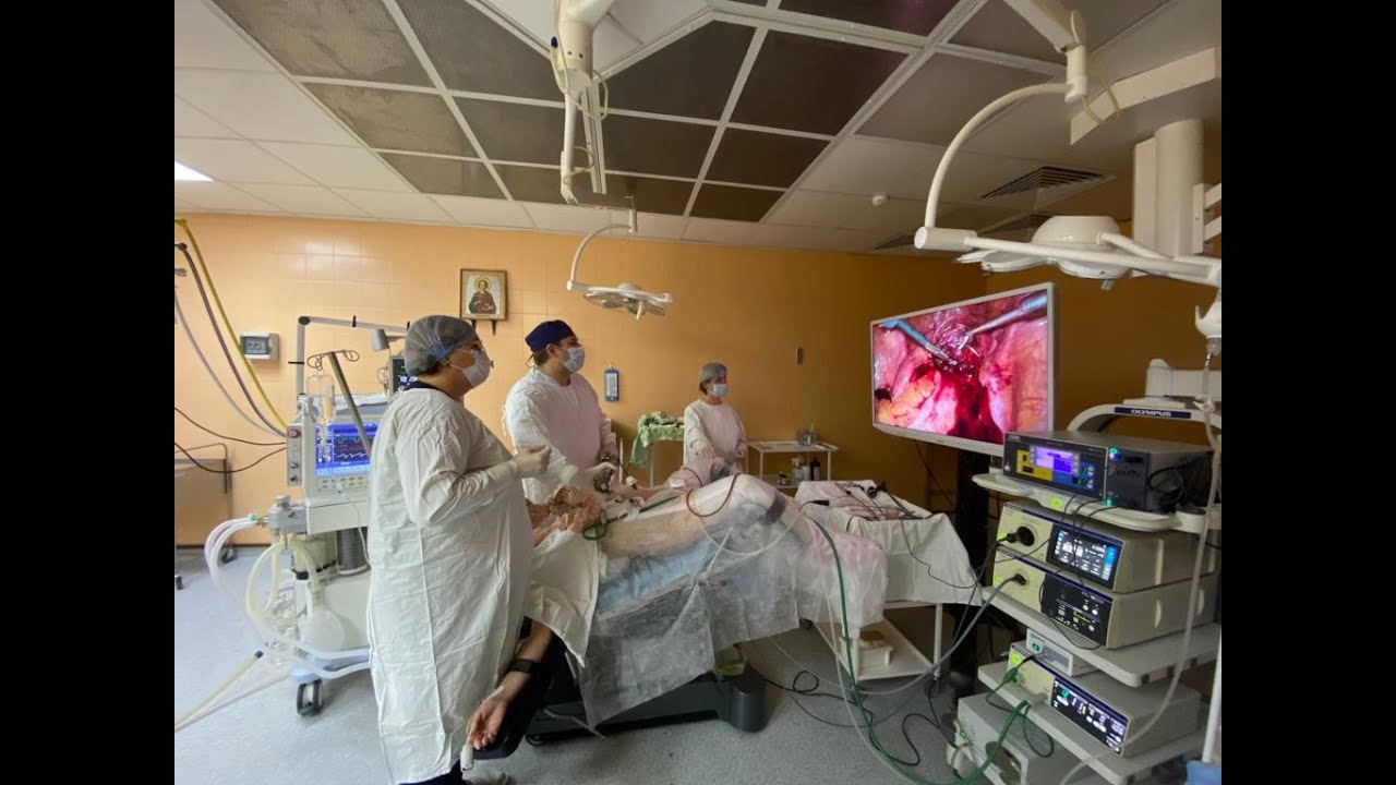 Неудобная миома матки больших размеров. Лапароскопия. Консервативная ...