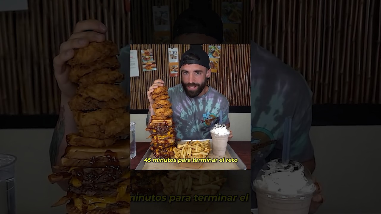 Tienes solo 45 minutos para acabar con esta torre de hamburguesas, batido y patatas #foodchallenge