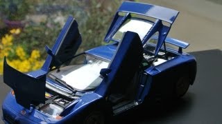 1/18 Bugatti EB110 Burago -1080p
