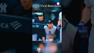 Unbelievable catch in MLB game#MLB #InsanePlays #Baseball