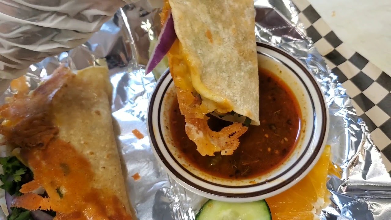 Carnitas Quesadillas for Birria - YouTube