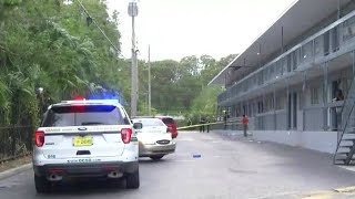 Teen shot outside Orlando apartment complex