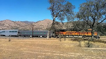 BNSF Executive Train on Tehachapi Loop