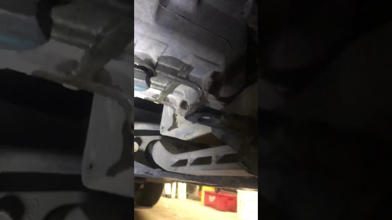 Hyundai Santa Fe Transfer Case Fluid - YouTube