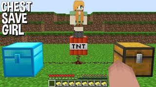 TRY to CHOICE RIGHT CHEST to SAVE GIRL in Minecraft !!!