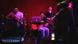 OAK & ASH x CHRISTIAN BARBER perform "Going Left" Live at The Parkside Lounge