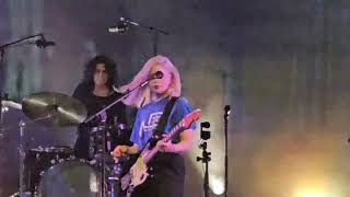 After The Earthquake - Alvvays LIVE