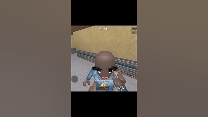 He tryed to blend in😰 || #viral #roblox #mm2 #mm2roblox #murdermystery #memes