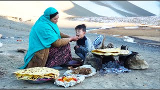 Shepherd Mother&#39;s Life in the Mountains in Cold Winter | Shepherd Food | Village life