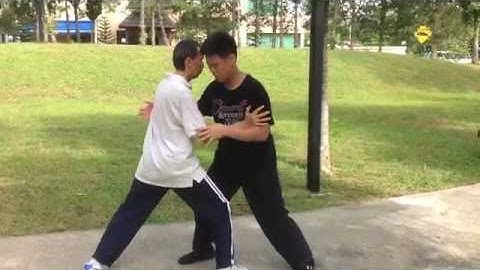Taichi secret movements push hands - unmoved neutralization Hua