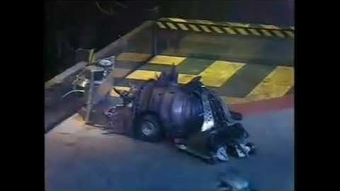 Bad robot combat 8: robot wars battlebots and antweight memes