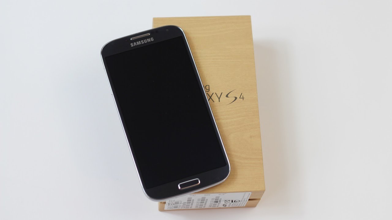 Samsung Galaxy S4 Unboxing