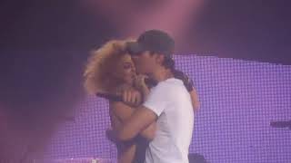 Video thumbnail of "Enrique Iglesias and Laura Jane"