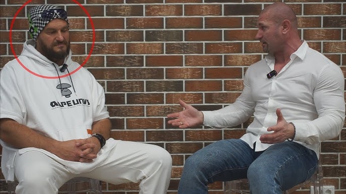 Пенис - бұл клитордың эволюциясы Денедегі «Жезөкше» деген жазуды қараңыз