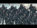 Multitudes celebran el Día Nacional saudí con banderas, actuaciones y desfile militar