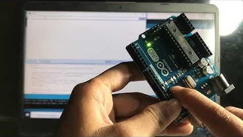 Serial Monitor menggunakan arduino IDE berdasarkan Sandi Mose S.O.S