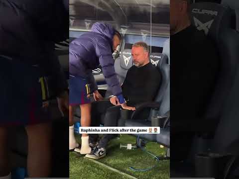 ظهر فليك حزين و مرهق للغاية بعد نهاية مواجهة ألافيس فاقترب منه رافينيا فور ا للاطمئنان عليه