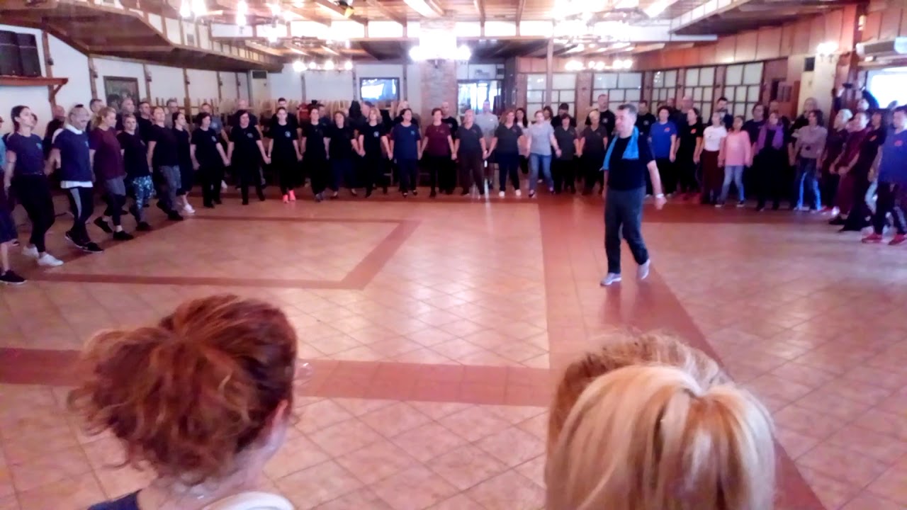 Μελισσω-Σ'τρεις (Στις Τρεις) Ανατολικής Ρωμυλίας.