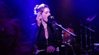 Video thumbnail of "Beth Hart - a change is gonna come  at The Blockley 1/1/12"