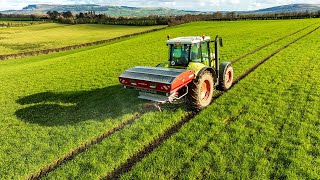 Winter Barley Feeding time with Urea | Claas Arion 630 & Lely Centre liner