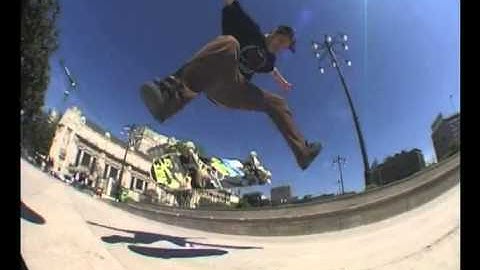 CHEF TECHNIQUES: nollie fs heelflip by Diego Garcia Dominguez