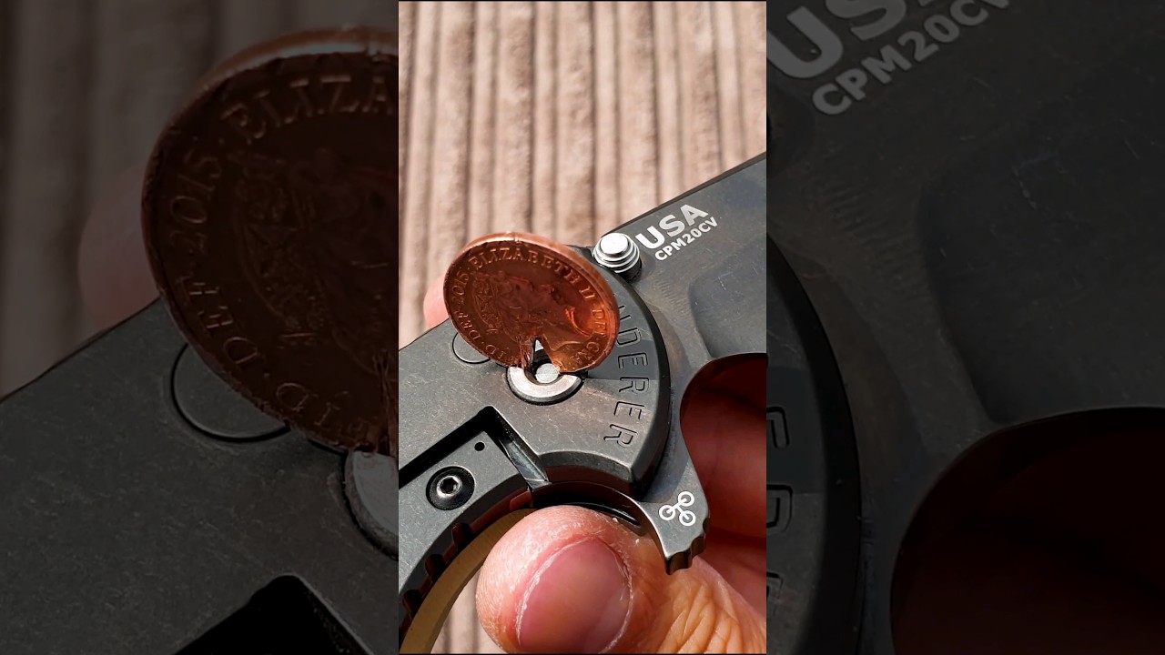 Coin trick on a Hinderer XM-24 