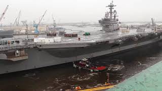 USS George H.W. Bush (CVN 77) Docking Timelapse