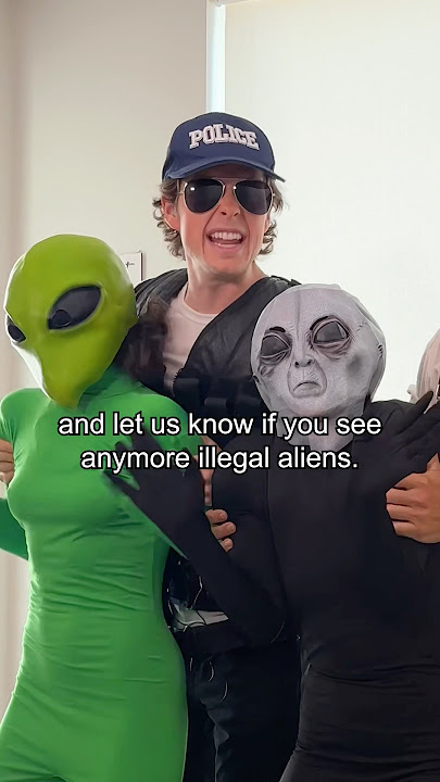 Illegal aliens in 2025 be like… 🇲🇽👽😂 #shorts #funny #comedy #alien #mexico #mexican #immigrant