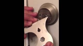 How to Remove a Schlage Deadbolt Lock