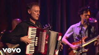 Watch Bruce Hornsby Jacobs Ladder video