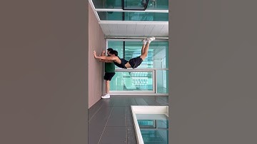 zero gravity experience booth🏠