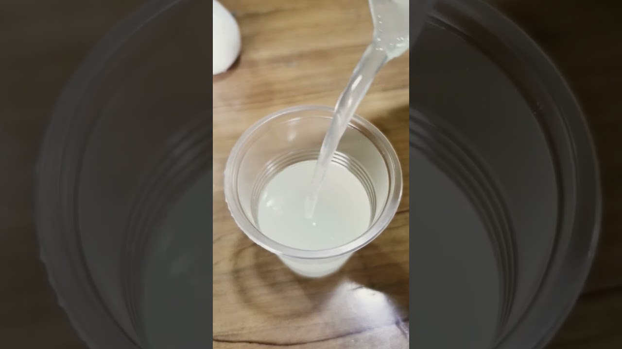 Limonada de limón en agua