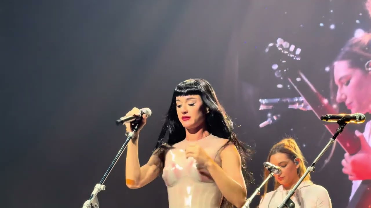 Katy Perry “Not Like The Movies” live San Francisco 2025