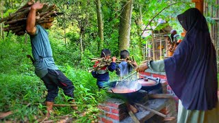 Pangandaran Souvenir | Cook expensive restaurant food | Looking for firewood | Living in the Village