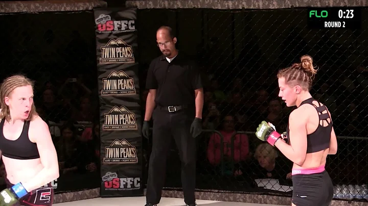 20161105 USFFC29 Jennifer Waters vs Chante Sanders