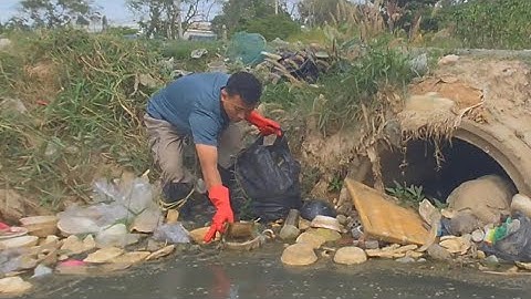 Unclog Culvert Pipe  Remove Plastic and Trash Blockage Culvert drain that make Water pollution