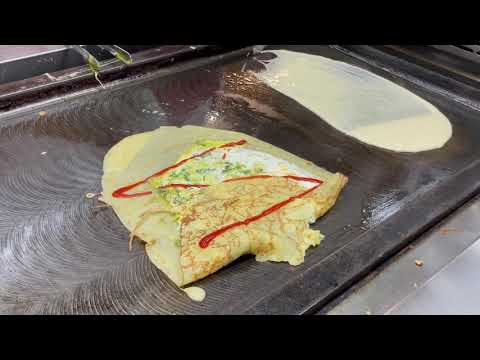 明倫蛋餅-台中逢甲夜市美食|Egg pancake roll / batter omelet-Taiwan Night Market Food #好好旅遊 #ASMR