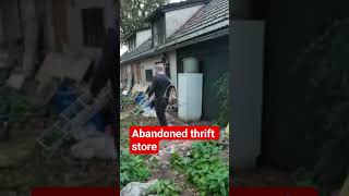 abandones thrift shop / daycare #abandoned