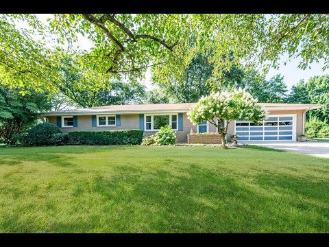 290 Yellow Creek Drive, Saint Joseph, MI home video tour