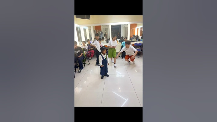 Adorable Kid Steals the Show with Dance Moves #shorts #trending