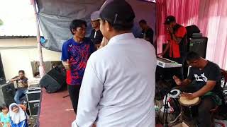 Goyang mujaer winda libas bareng radjata live dangdut garut