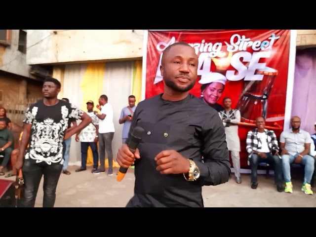 Prince Gozie okeke live performance class=