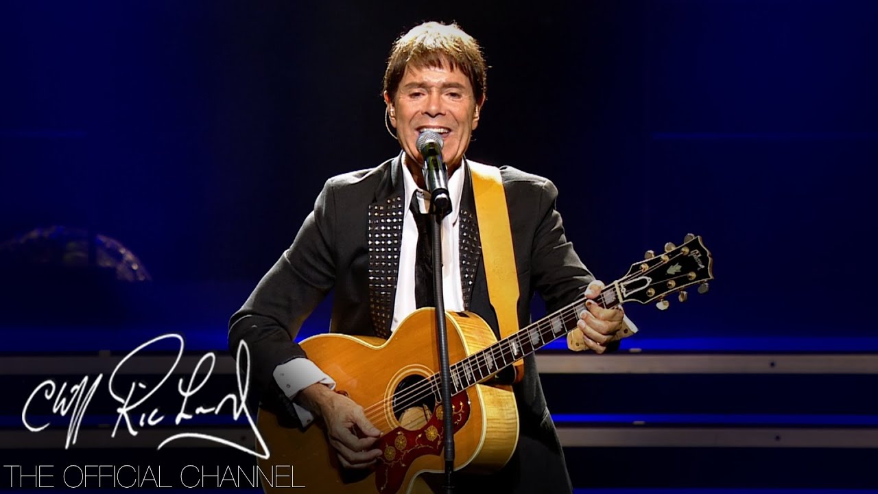 Cliff Richard - D' In Love (Live in Sydney 2013)