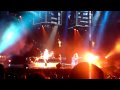 MUSE Matt Bellamy has fun with a spotlight HD